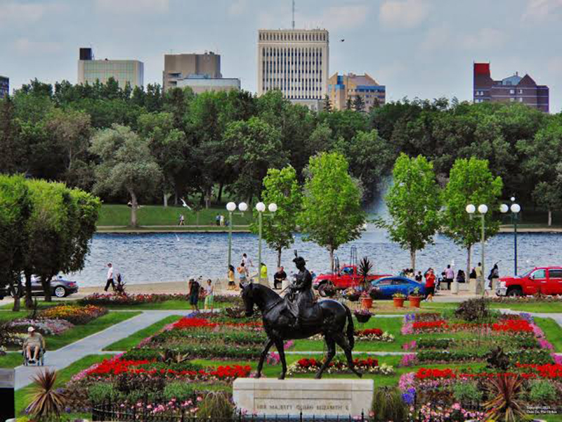 Praça Central na cidade de Regina no Canadá