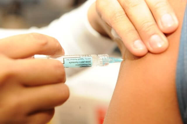 Vacinas e certificados de vacinação para Vancouver