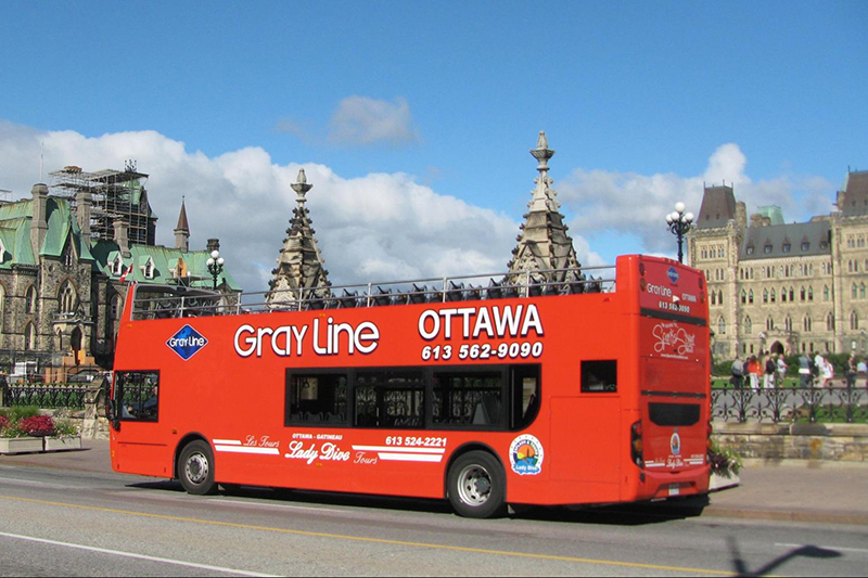 Ônibus turístico em Ottawa