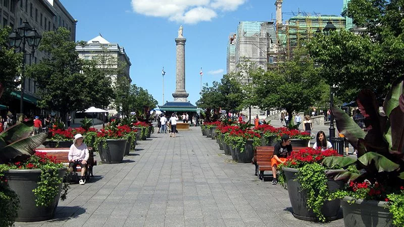 Praça Jacques Cartier em Montreal