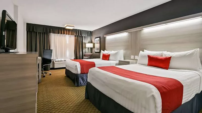 Quarto Hotel Best Western Plus Village Park Inn em Calgary